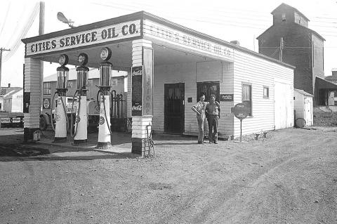 پمپ بنزینی که وارن بافت در جوانی خریداری کرد